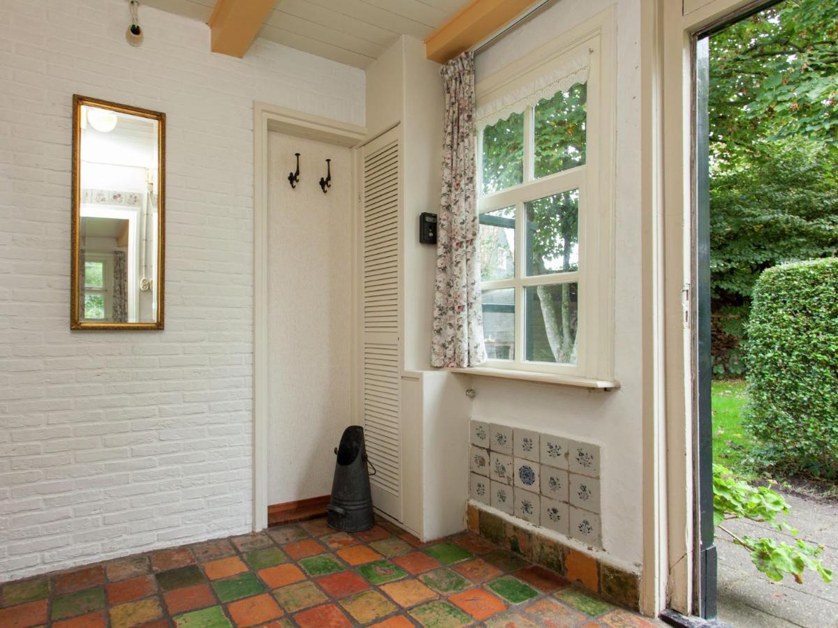 Fairytale Cottage In Nes Friesland With Garden Экстерьер фото
