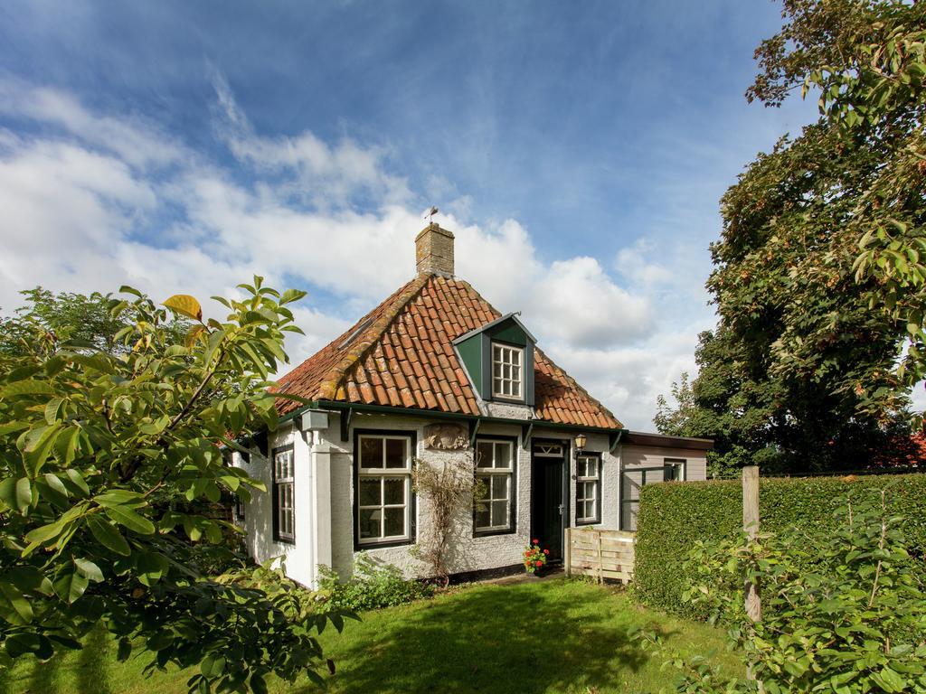 Fairytale Cottage In Nes Friesland With Garden Экстерьер фото